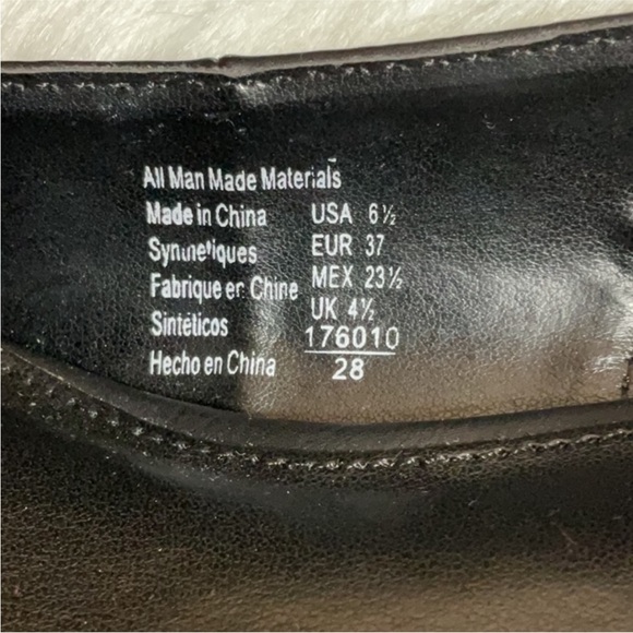 NEW With Tag Christian Siriano "SAGE" Black Sling Back Pointed Toe Kitten heel. - Picture 5 of 8